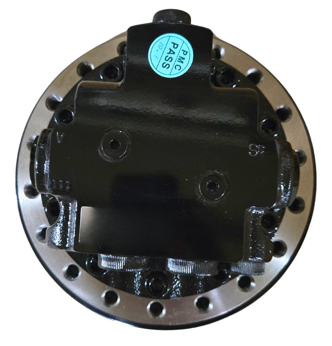 LPS Hydraulic Final Drive Motor to Replace Kubota® OEM RC661-61800